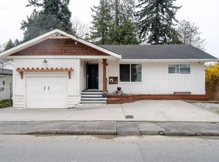 33986 Walnut Ave, Abbotsford, BC V2S 2S5