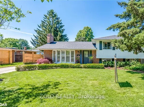 198 White Pines Dr, Burlington, ON L7L 4E4