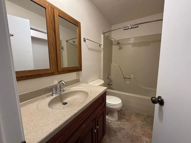 1701 Tower Rd — Photo 25