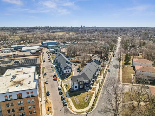 162 Cedar Lake Rd N, Minneapolis, MN 55405