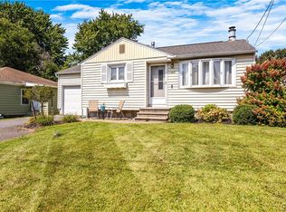 107 Lee St, Liverpool, NY 13088