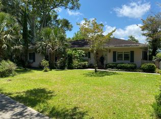 663 N Shore Dr, Charleston, SC 29412