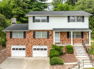 108 Morgan Dr, Morgantown, WV 26505