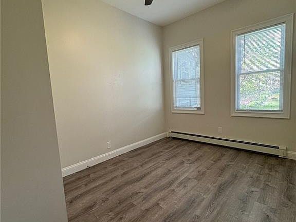 4th image of 26 Parsons St #1
