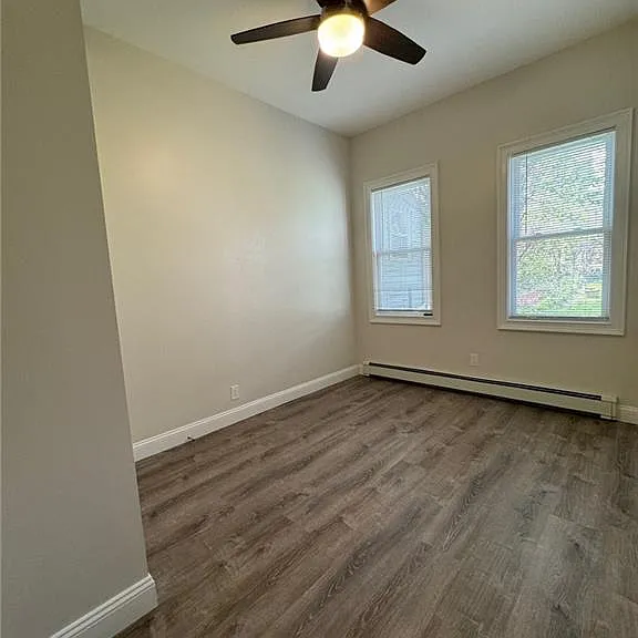 26 Parsons St #1 — Photo 4