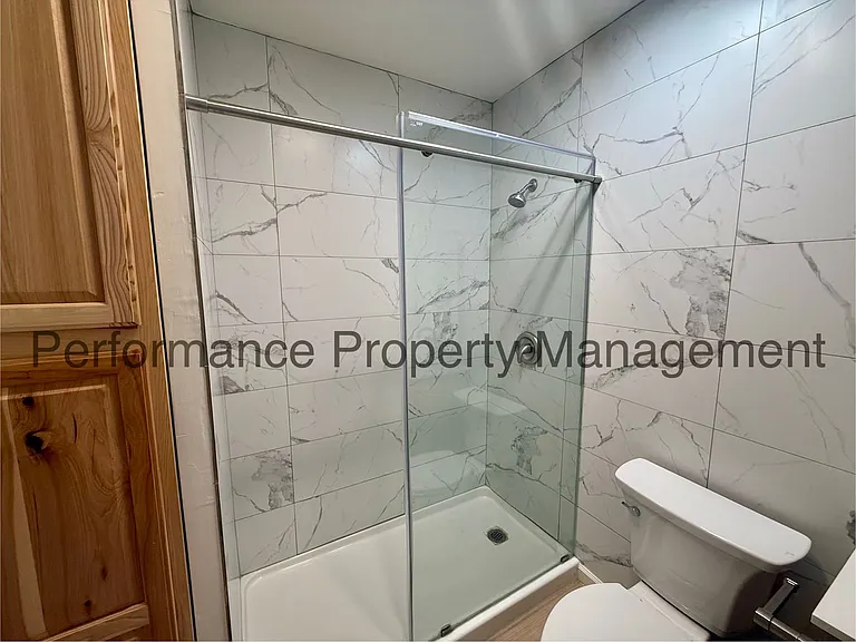 1220 Sylvia Dr — Photo 7