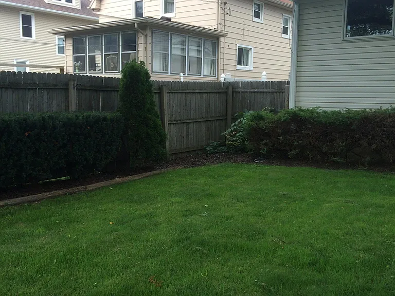 230 Riverview Ave — Photo 14