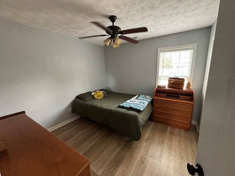 4608 Crystobal Rd — Photo 9