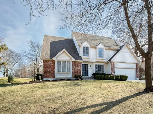 12701 Granada Rd, Leawood, KS 66209