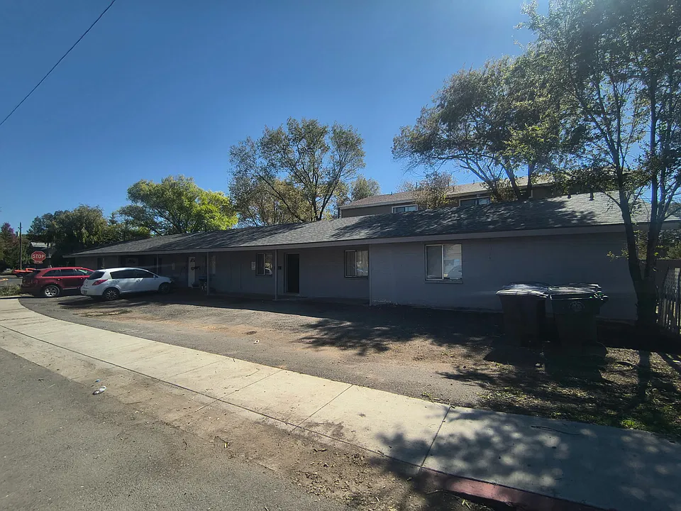117 E Ellery Ave #3