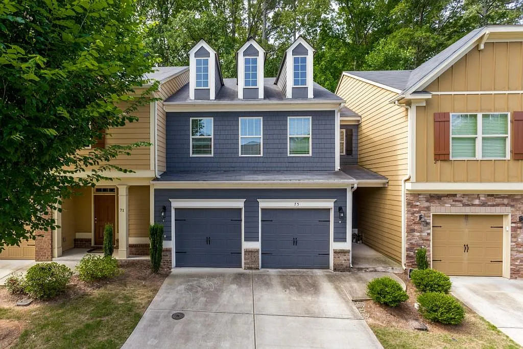 75 Creighton Ln photo 1