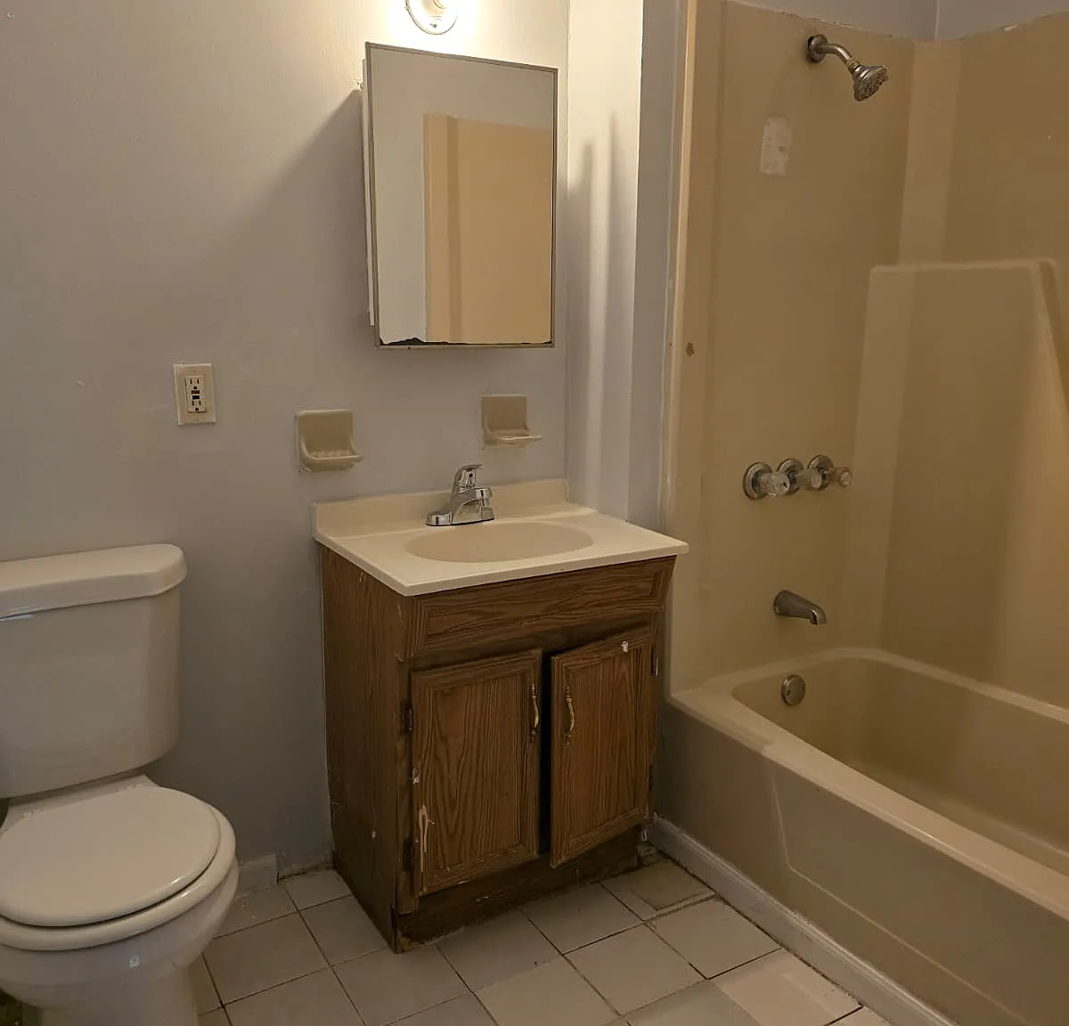 3 bed, $2,000 — Photo 3