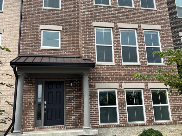 315 Fairfax Way, Zionsville, IN 46077