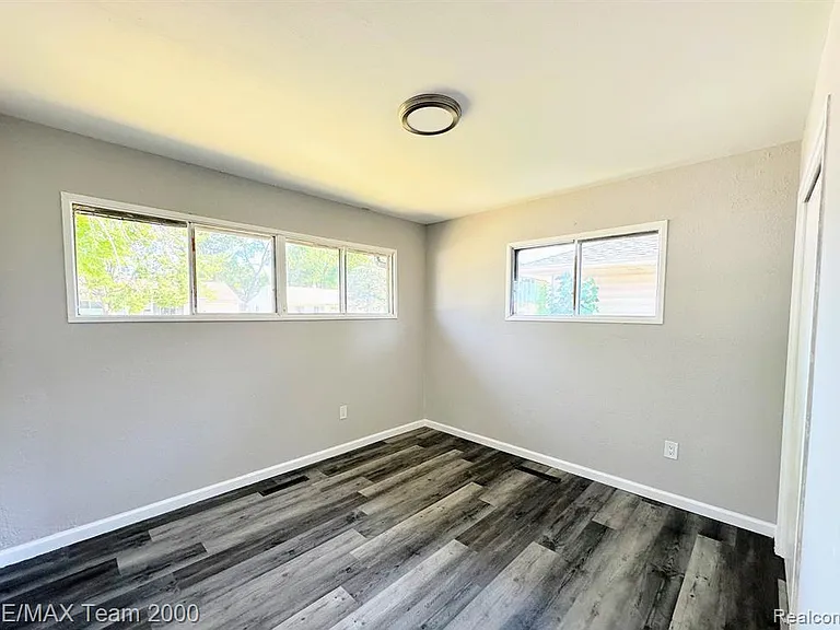 316 Lytle Pl — Photo 26