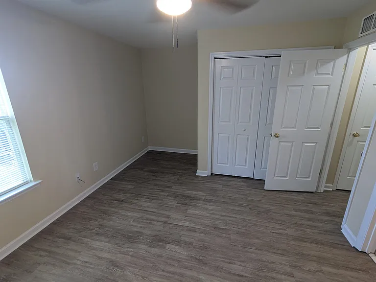 705 W Georgia St #1 — Photo 10