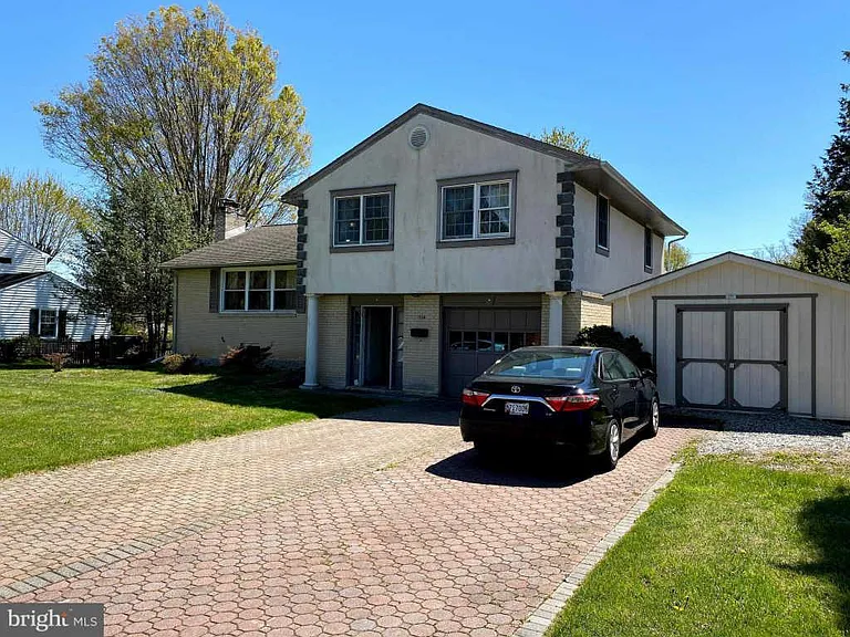 514 Ivydale Rd — Photo 35