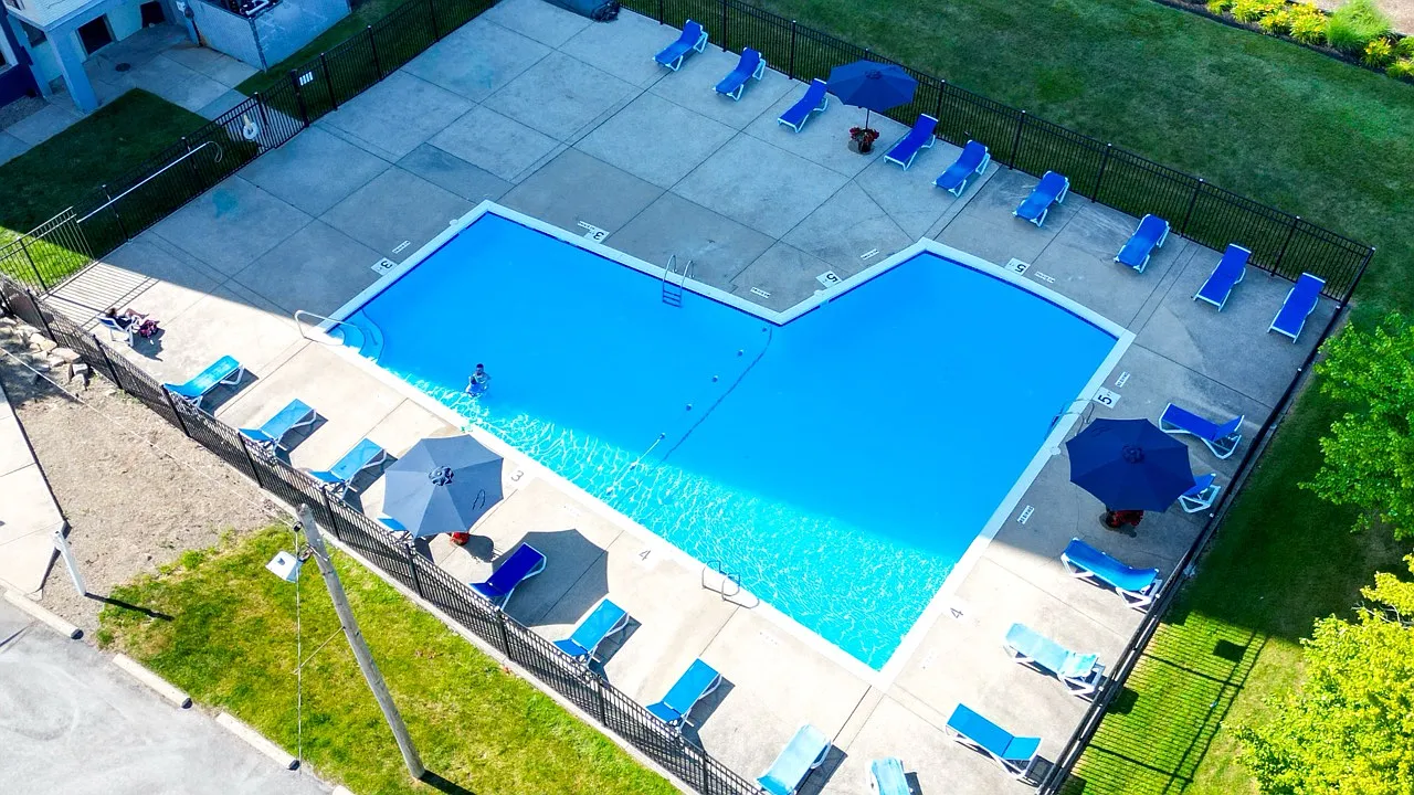 The Westbury Apartments — Photo 4
