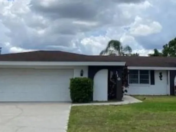 110 E North Shore Ave, North Fort Myers, FL 33917