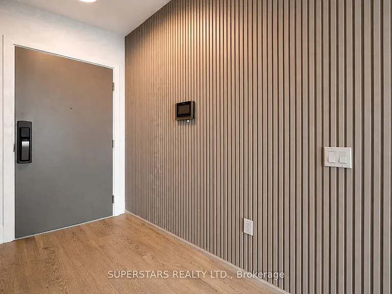 10 York St #4208 — Photo 12