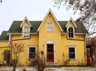 312 Grove St, Decorah, IA 52101