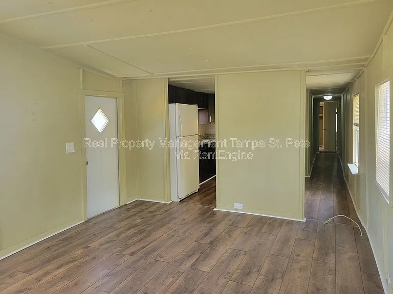 710 S 50th St #8 — Photo 5