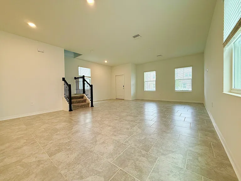 4149 Pino St — Photo 4