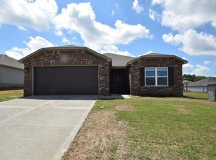 2903 W McLaren Dr, Fayetteville, AR 72704
