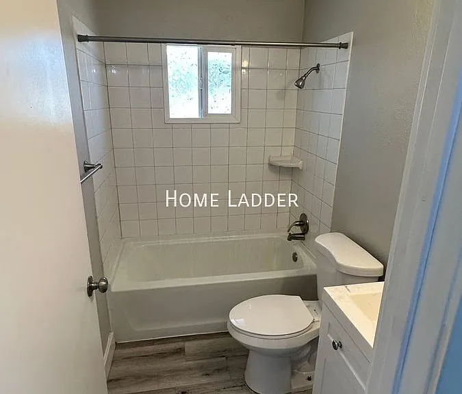 2262 E Broadway Rd #A — Photo 6
