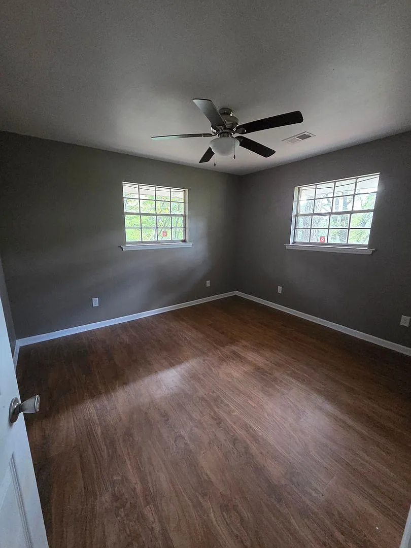 76 Dolphin Lane — Photo 2