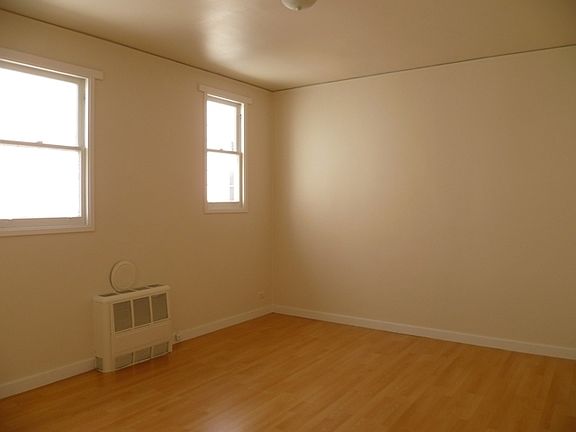 3rd image of 2020 Green St APT 8