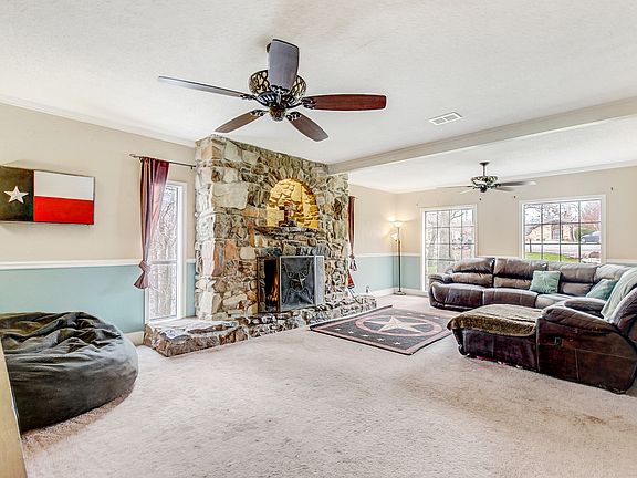 5th image of 459 Elbow Ct