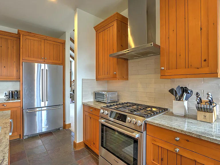 408 Settlement Ln — Photo 15