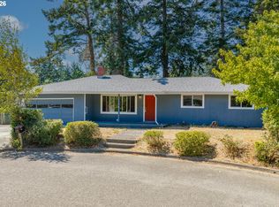 3680 Pine St, North Bend, OR 97459