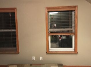 542 W 18th Ave, Oshkosh, WI 54902