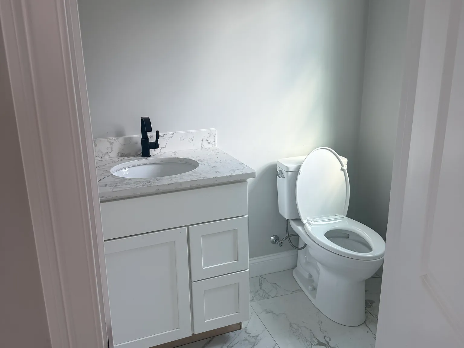 2 bed, 1.5 bath, 1000 sqft, $2,500 — Photo 4
