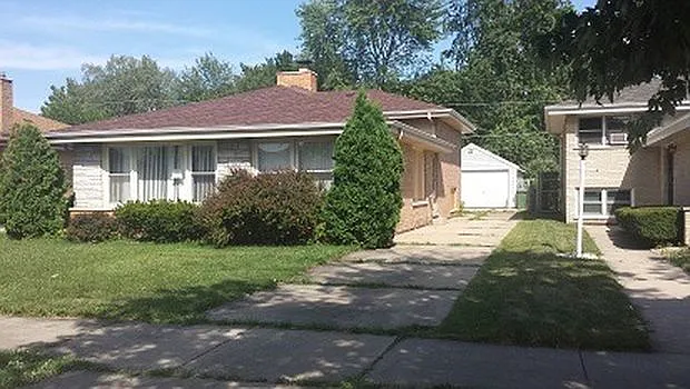 14821 La Salle St photo 1