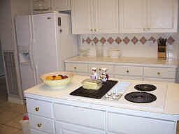 4th image of 2102 Parkview Ln