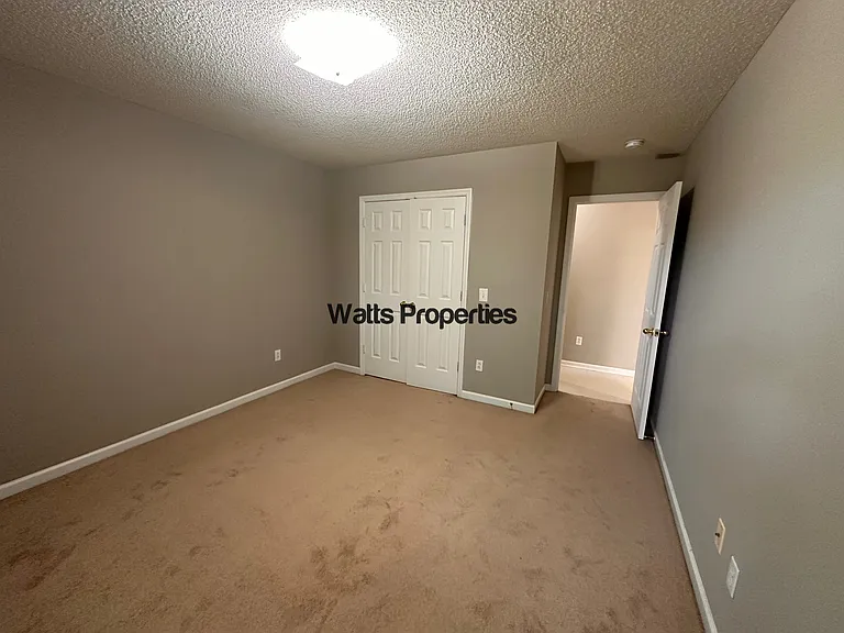 120 Briar Cir #120 — Photo 13