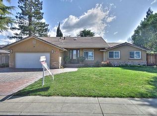 1130 Kensington Dr, Fremont, CA 94539