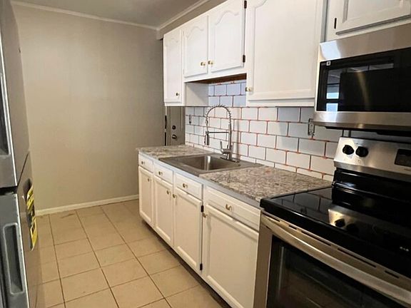 2nd image of 753 N 26th St