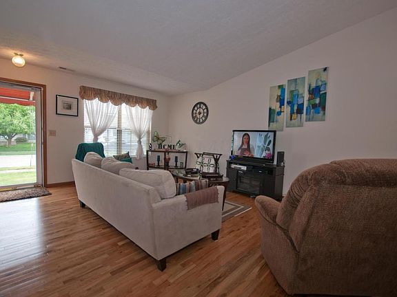 4th image of 2266 Lockamy Ct