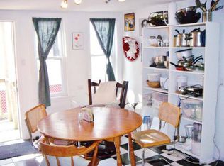 40 Bristol St #1, East Cambridge, MA 02141