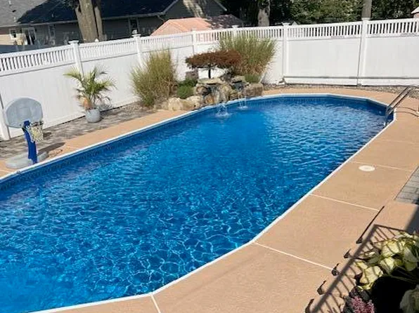 603 Carol Avenue, Oakhurst, NJ 07755