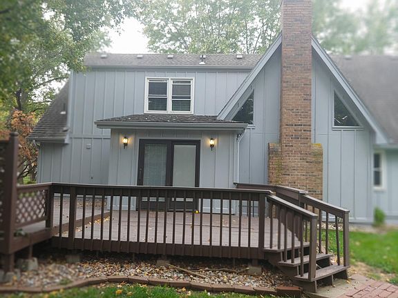 Enjoy outside deck area...