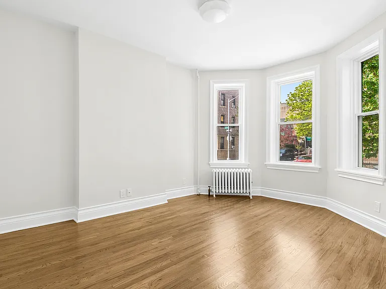 217 E 23rd St #1 — Photo 2