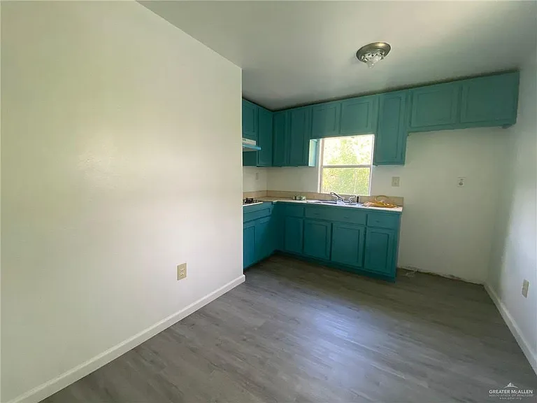 521 E Sprague St #3 — Photo 2