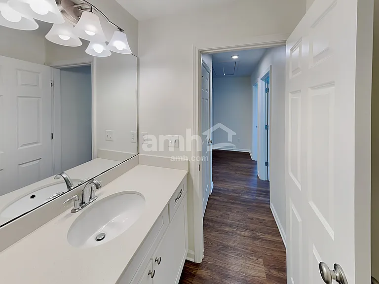 212 W Jayce Way — Photo 16