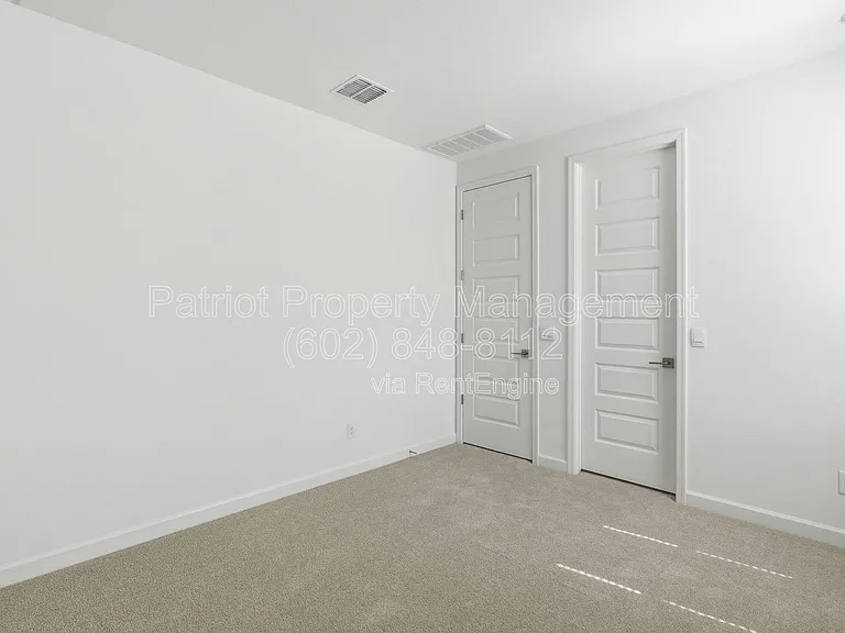 7404 W Buckhorn Trl — Photo 27