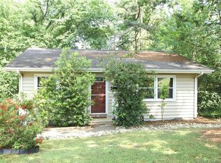 17 Grove Ave, Williamsburg, VA 23185