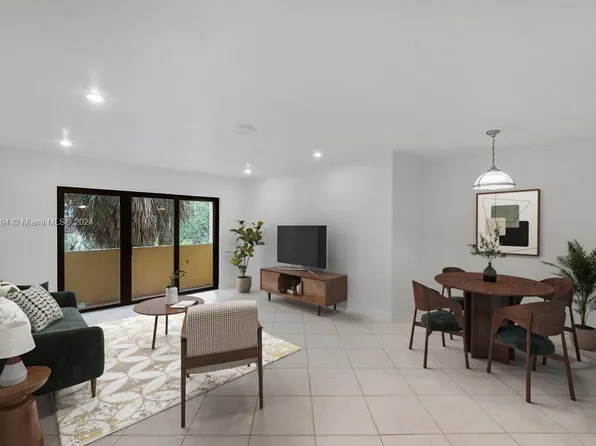 525 Coral Way APT 301, Coral Gables, FL 33134